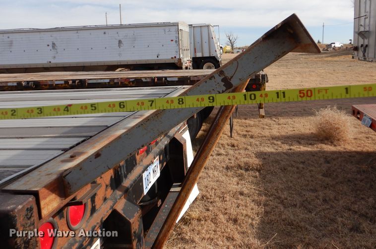 image for item DJ7562 1995 Fruehauf  flatbed trailer