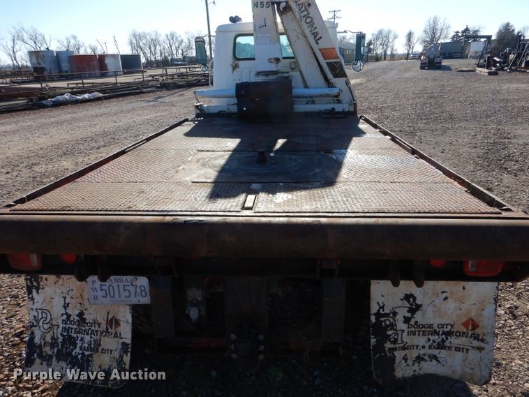 image for item DK7250 1986 International S1900  crane truck