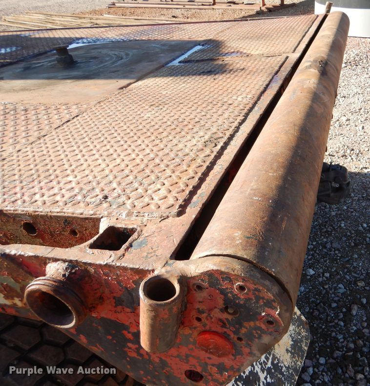 image for item DK7250 1986 International S1900  crane truck