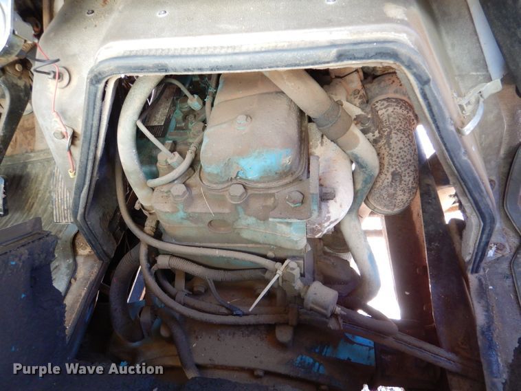 image for item DK7250 1986 International S1900  crane truck