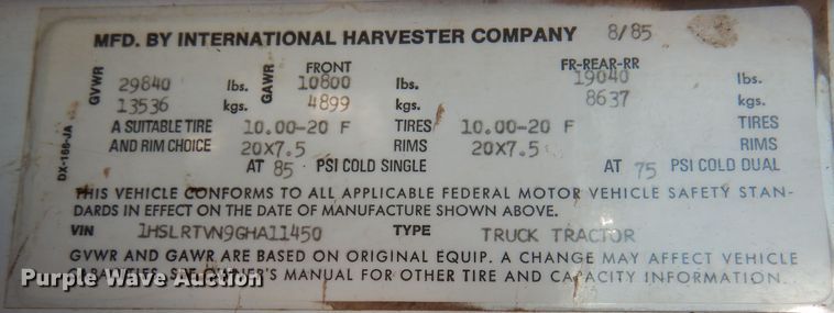 image for item DK7250 1986 International S1900  crane truck