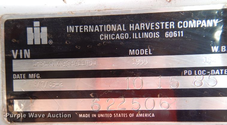 image for item DK7250 1986 International S1900  crane truck