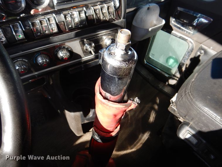 image for item DK8707 2014 Kenworth T660  semi truck