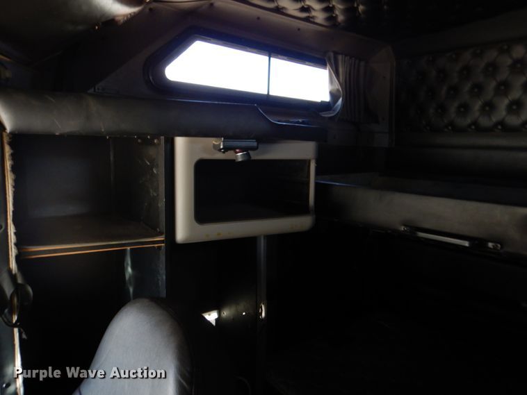 image for item DK8707 2014 Kenworth T660  semi truck