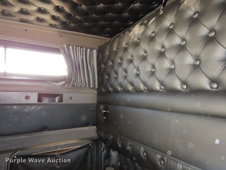 image for item DK8707 2014 Kenworth T660  semi truck