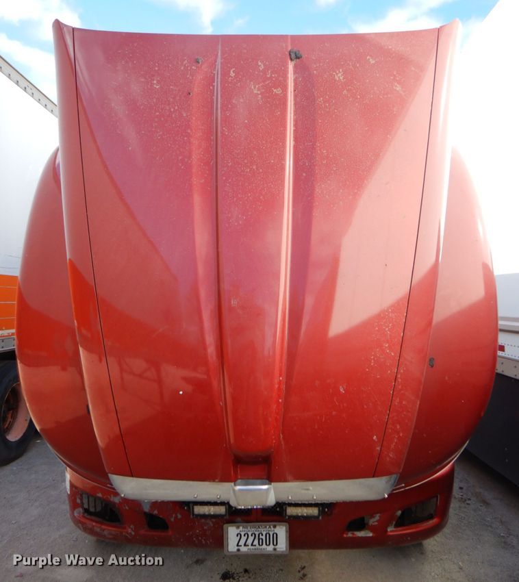 image for item DK8707 2014 Kenworth T660  semi truck