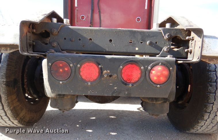 image for item DK8707 2014 Kenworth T660  semi truck