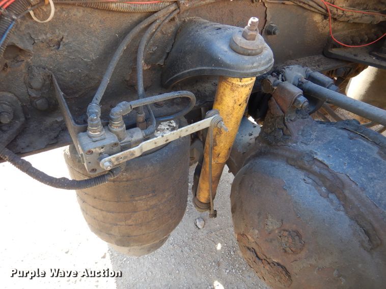 image for item DK8707 2014 Kenworth T660  semi truck