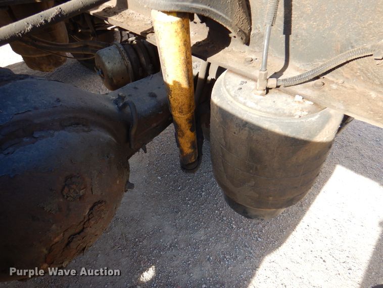 image for item DK8707 2014 Kenworth T660  semi truck