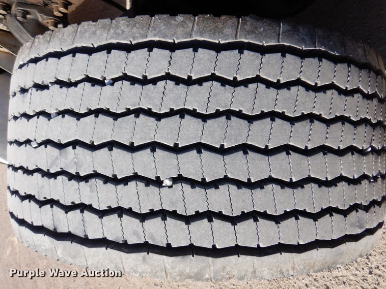 image for item DK8707 2014 Kenworth T660  semi truck