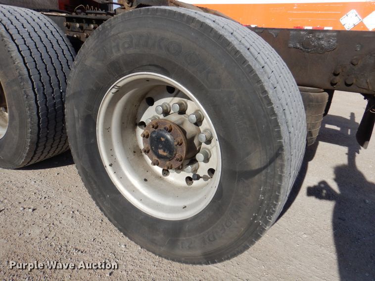 image for item DK8707 2014 Kenworth T660  semi truck