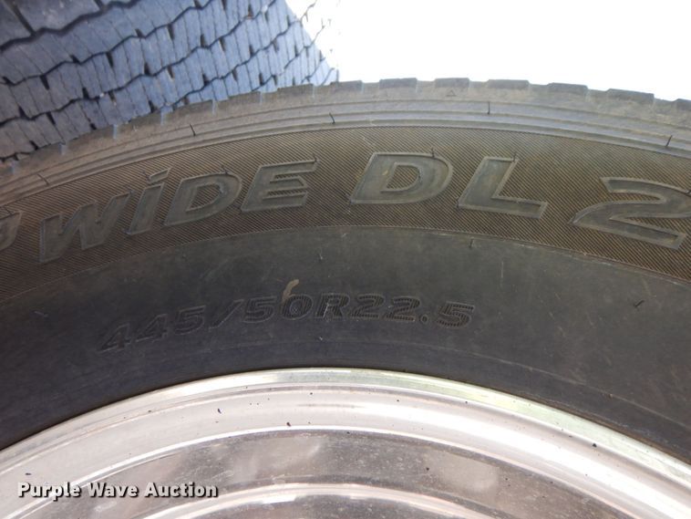 image for item DK8707 2014 Kenworth T660  semi truck