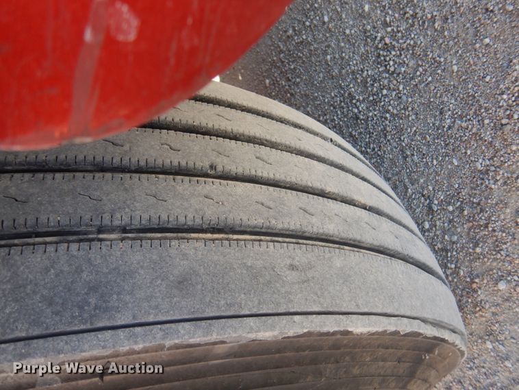 image for item DK8707 2014 Kenworth T660  semi truck