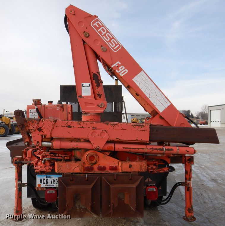 image for item DL5892 1986 Freightliner FLC  crane truck