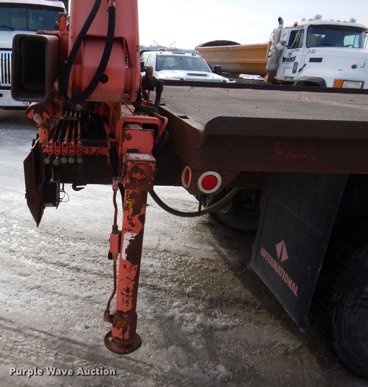 image for item DL5892 1986 Freightliner FLC  crane truck