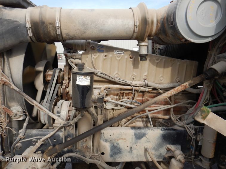 image for item DL5892 1986 Freightliner FLC  crane truck