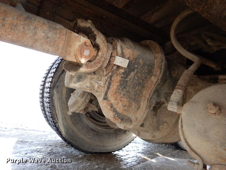 image for item DL5892 1986 Freightliner FLC  crane truck