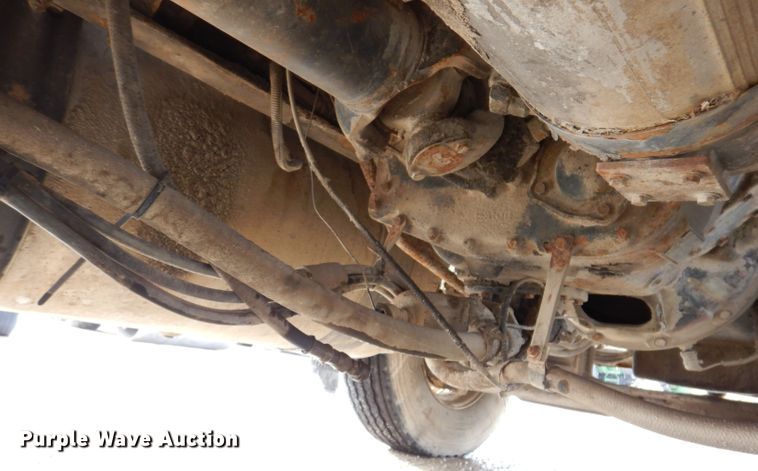 image for item DL5892 1986 Freightliner FLC  crane truck