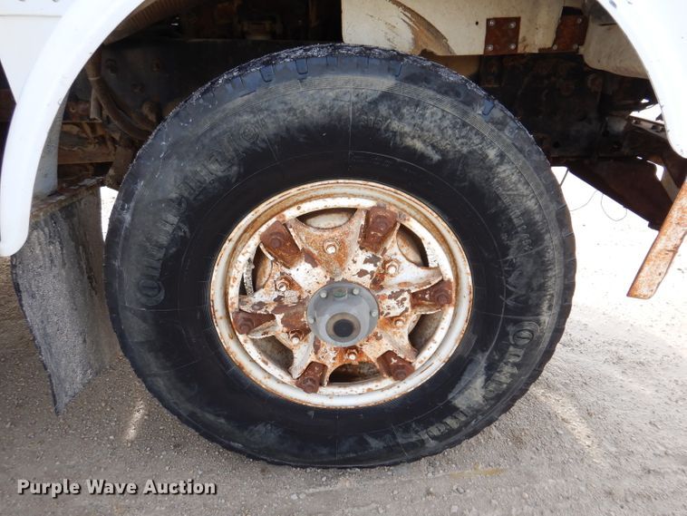 image for item DL5892 1986 Freightliner FLC  crane truck