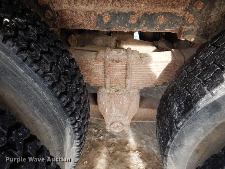 image for item DL5892 1986 Freightliner FLC  crane truck