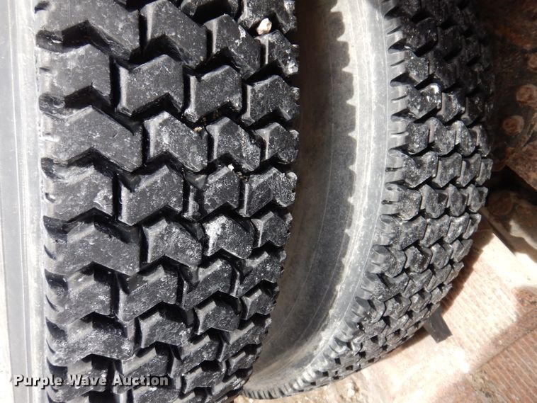 image for item DL5892 1986 Freightliner FLC  crane truck