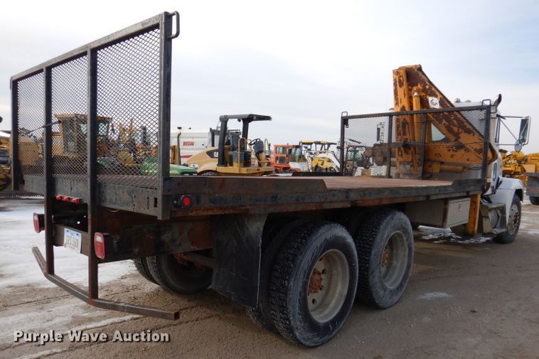 image for item DL5893 1989 Freightliner FLD120  crane truck