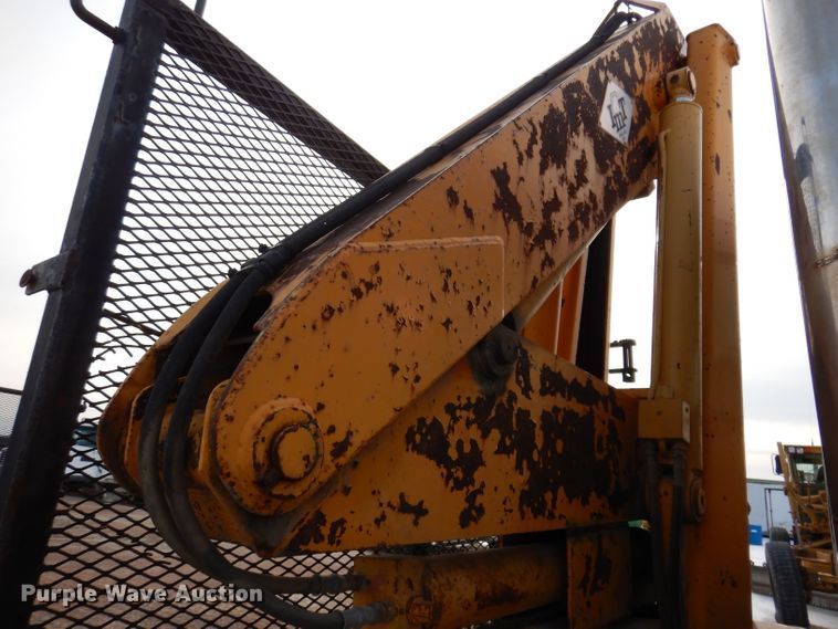 image for item DL5893 1989 Freightliner FLD120  crane truck