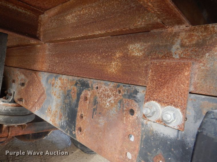 image for item DL5893 1989 Freightliner FLD120  crane truck