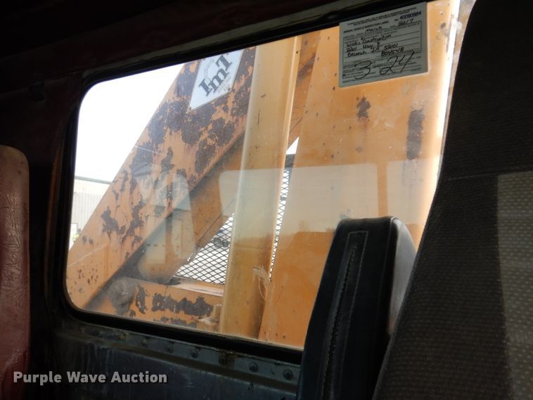 image for item DL5893 1989 Freightliner FLD120  crane truck