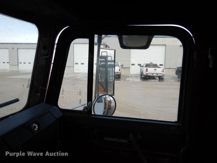 image for item DL5893 1989 Freightliner FLD120  crane truck