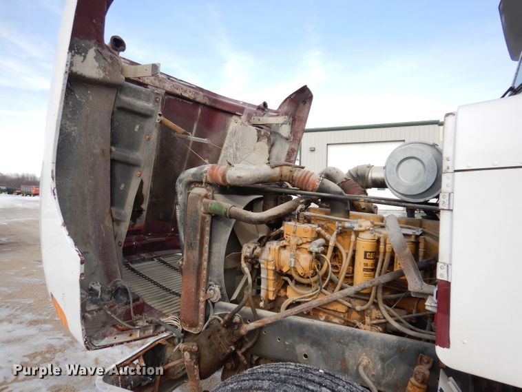 image for item DL5893 1989 Freightliner FLD120  crane truck