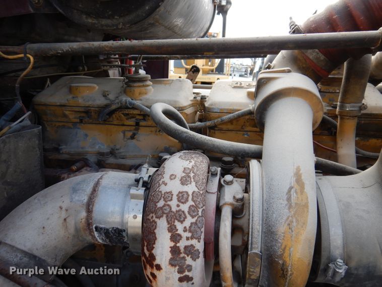 image for item DL5893 1989 Freightliner FLD120  crane truck