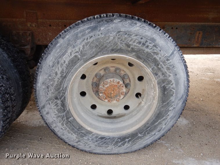 image for item DL5893 1989 Freightliner FLD120  crane truck