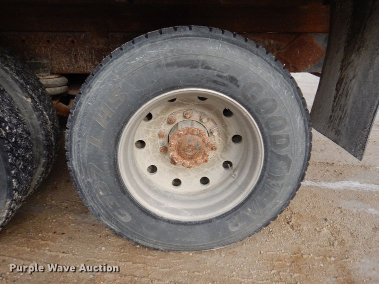 image for item DL5893 1989 Freightliner FLD120  crane truck