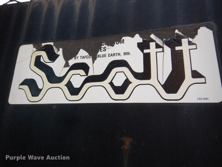 image for item DL5894 1991 Mack CH613  flatbed truck