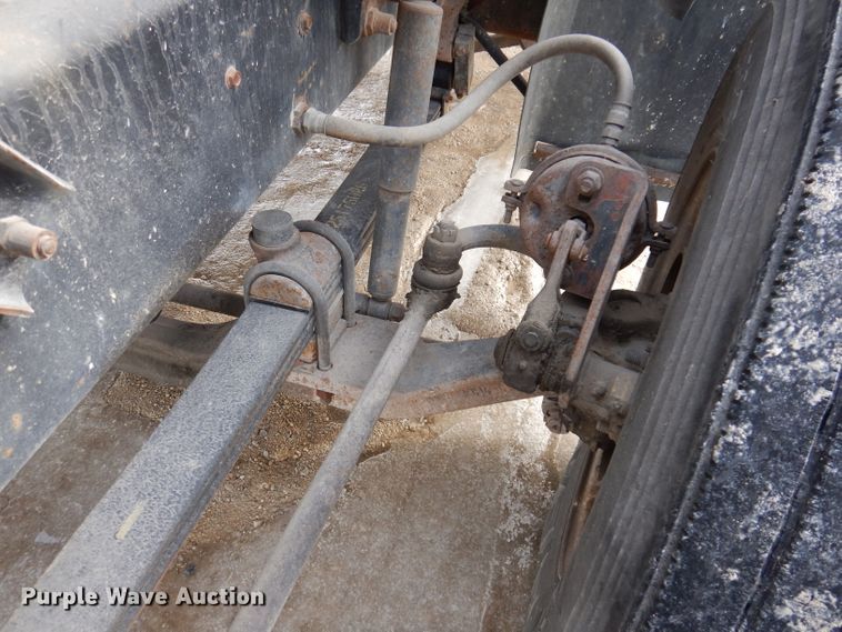 image for item DL5894 1991 Mack CH613  flatbed truck