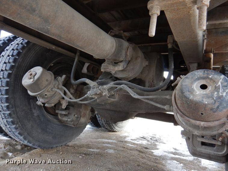 image for item DL5894 1991 Mack CH613  flatbed truck