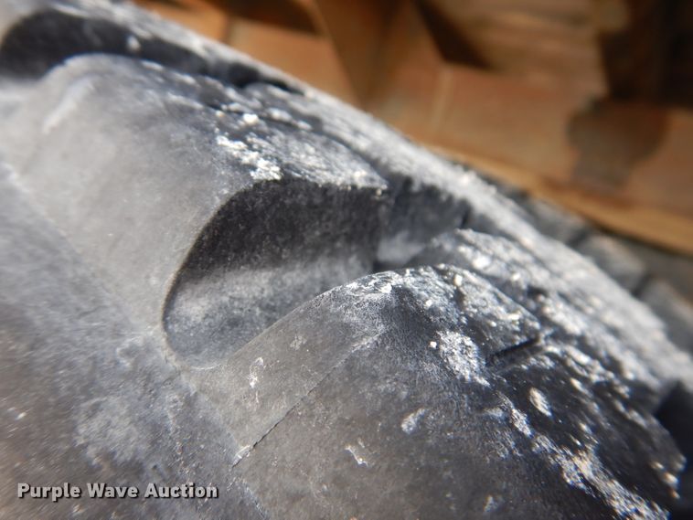 image for item DL5894 1991 Mack CH613  flatbed truck