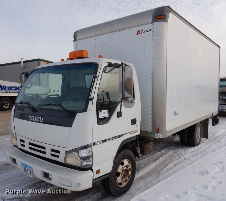 image for item DL5895 2006 Isuzu NPRHD  box truck