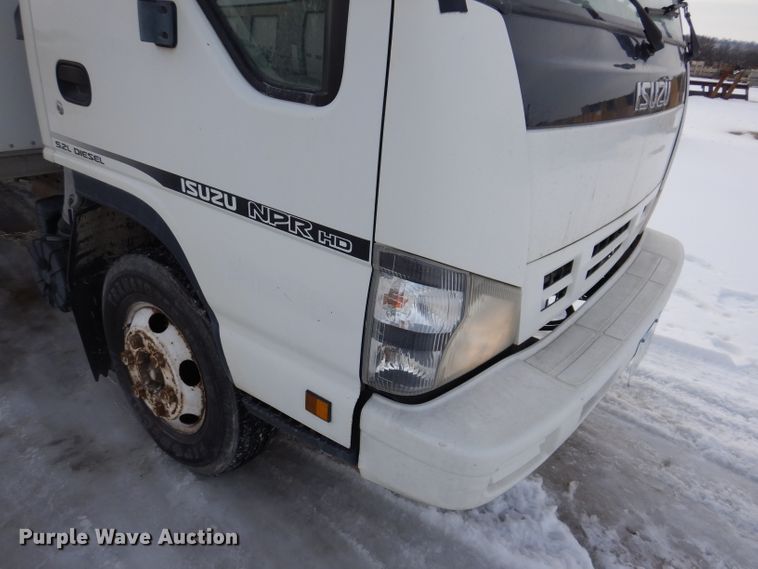 image for item DL5895 2006 Isuzu NPRHD  box truck