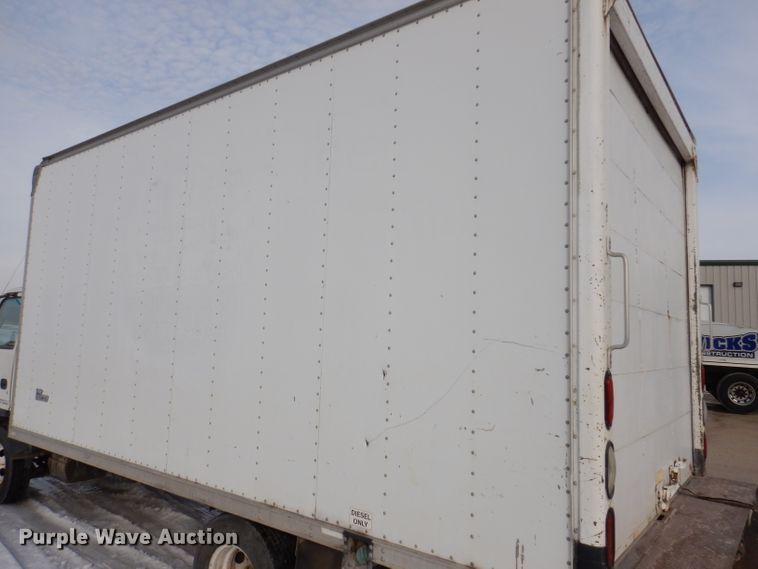 image for item DL5895 2006 Isuzu NPRHD  box truck