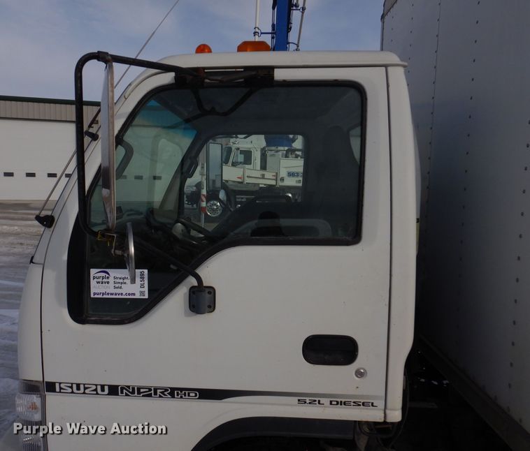 image for item DL5895 2006 Isuzu NPRHD  box truck