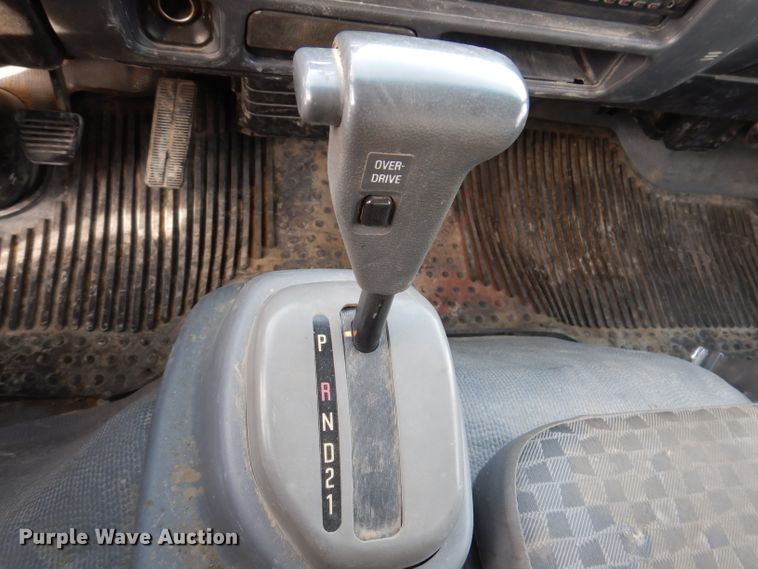 image for item DL5895 2006 Isuzu NPRHD  box truck