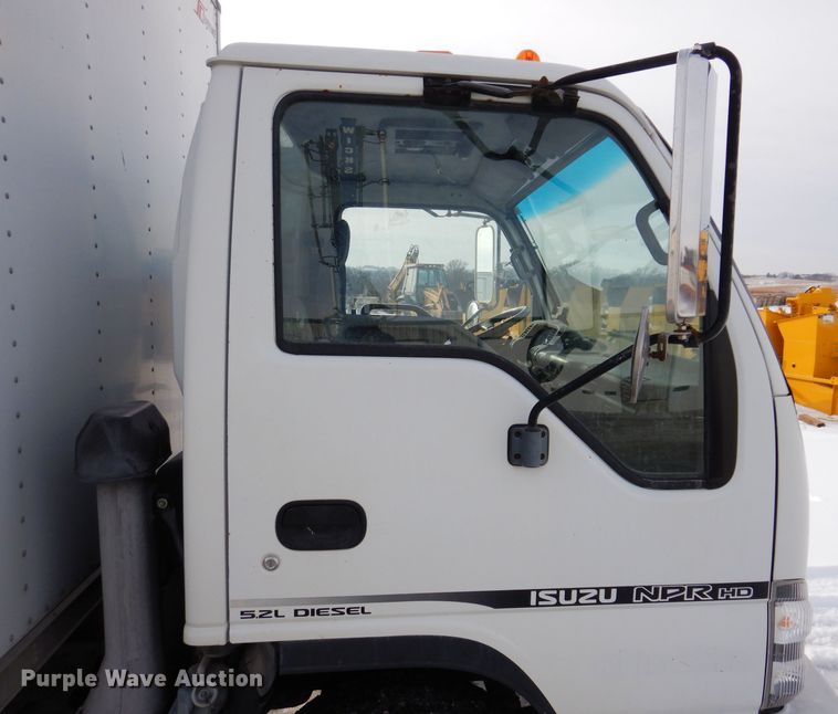 image for item DL5895 2006 Isuzu NPRHD  box truck