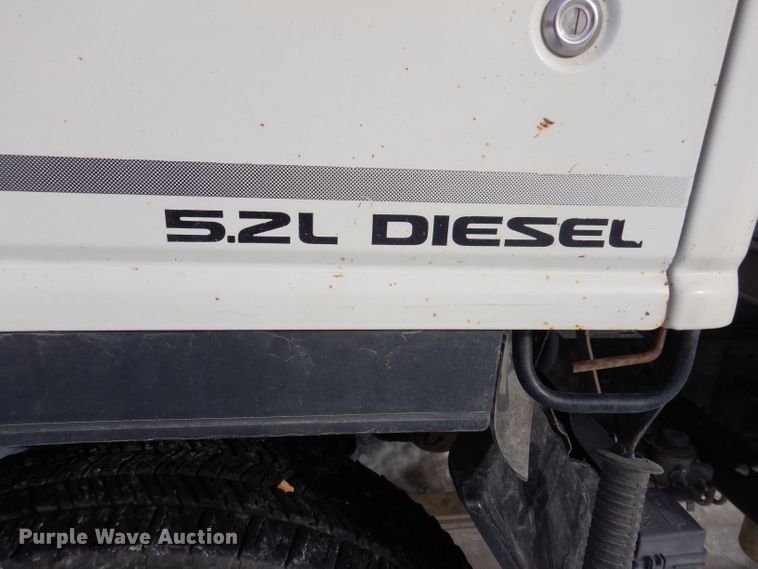 image for item DL5895 2006 Isuzu NPRHD  box truck