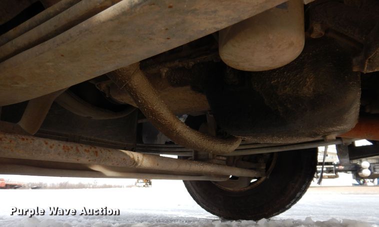 image for item DL5895 2006 Isuzu NPRHD  box truck