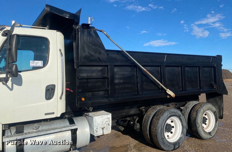 image for item DL6230 2007 Freightliner Business Class M2 106  dump truck