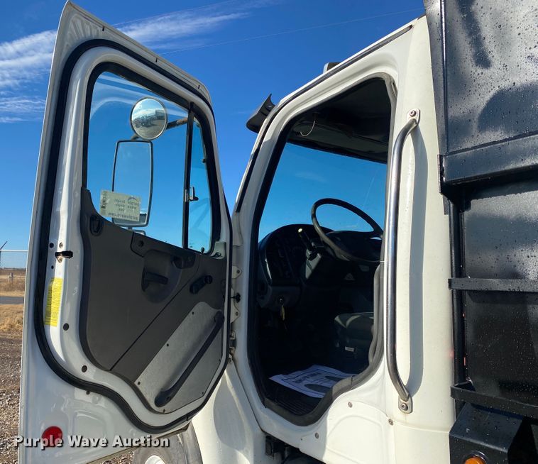 image for item DL6230 2007 Freightliner Business Class M2 106  dump truck