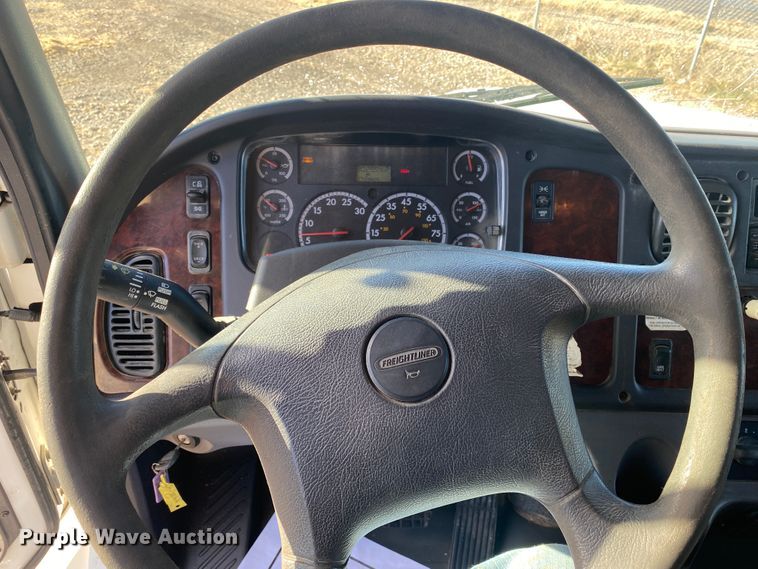 image for item DL6230 2007 Freightliner Business Class M2 106  dump truck