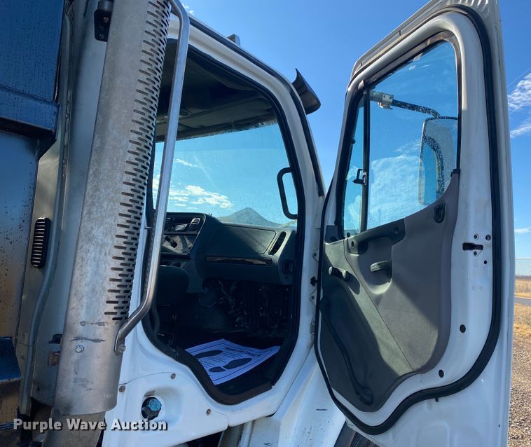 image for item DL6230 2007 Freightliner Business Class M2 106  dump truck